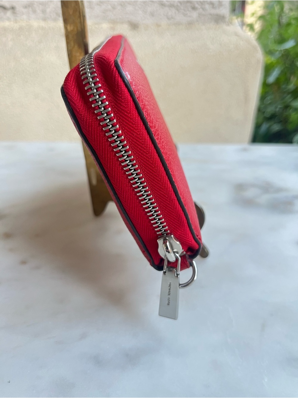 Michael Kors red leather zip wallet - Picture 2 of 6